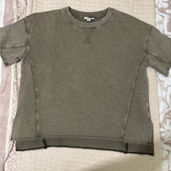 American Eagle Olive Short Sleeve Sweatshirt - Picture 1 of 1